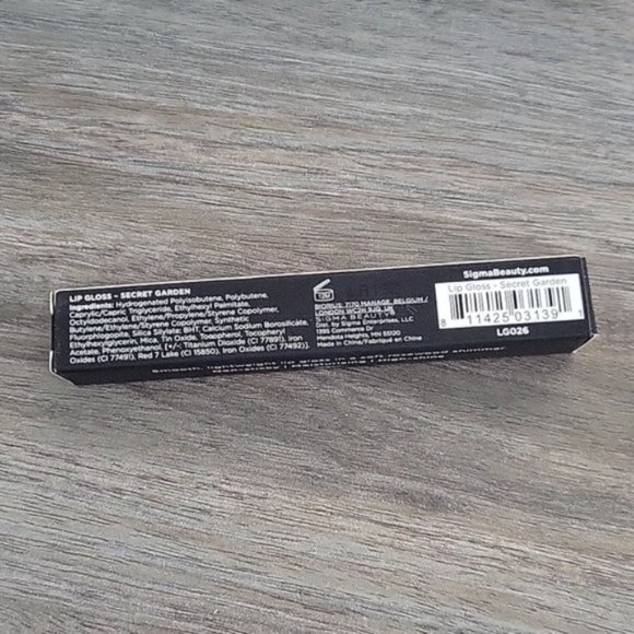 Sigma - LIP GLOSS - SECRET GARDEN - Picture 7 of 7